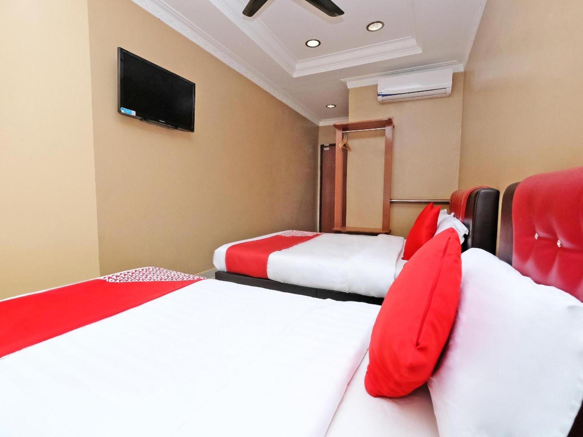 Super Oyo 707 Ayuni Hotel Bangi Luaran gambar