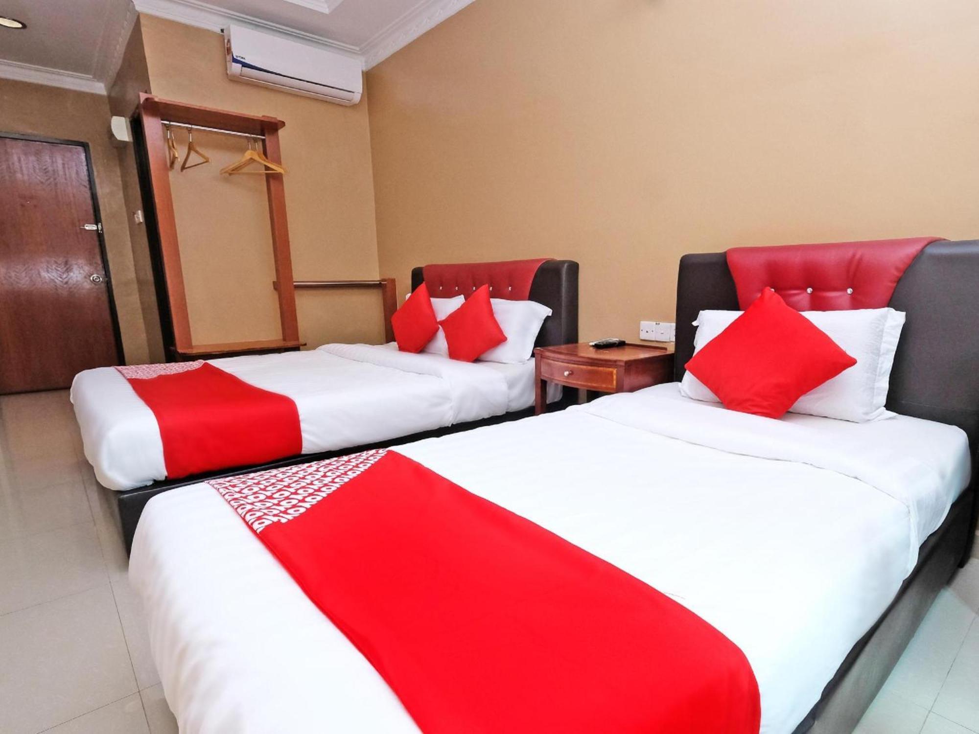 Super Oyo 707 Ayuni Hotel Bangi Luaran gambar