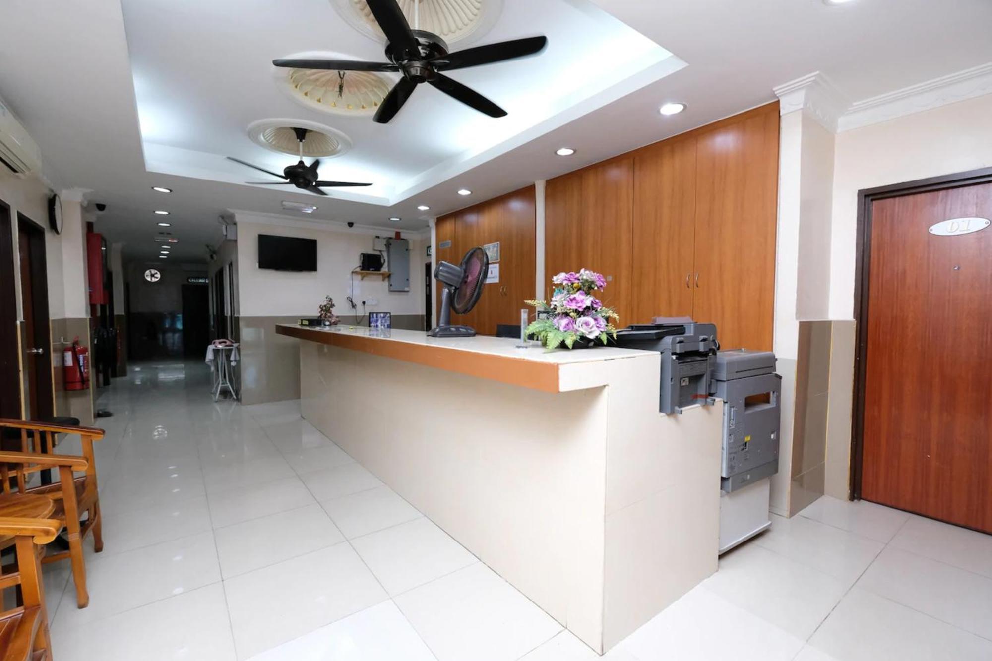 Super Oyo 707 Ayuni Hotel Bangi Luaran gambar