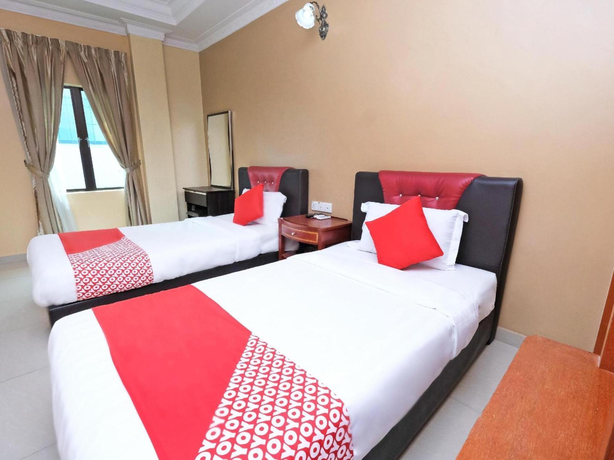 Super Oyo 707 Ayuni Hotel Bangi Luaran gambar